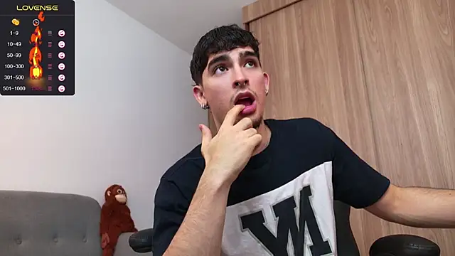 zenn rush1 online show from December 11, 7:46 pm