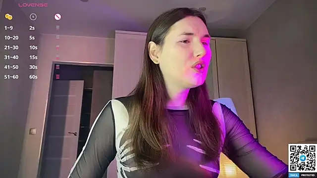 Maria Bowie online show from April 29, 4:27 am