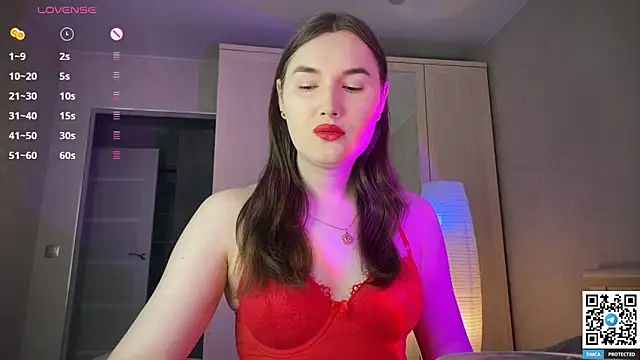 Maria Bowie online show from May 9, 6:07 am