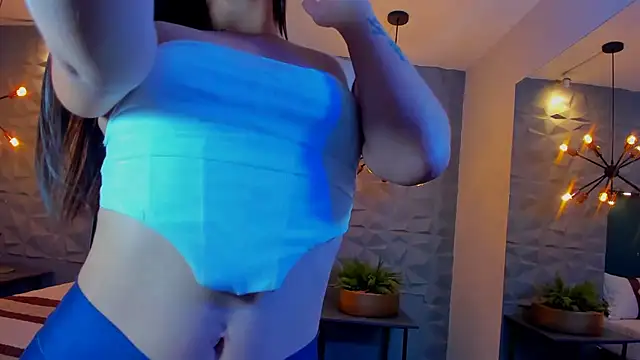 LaurenJhonsonn online show from December 13, 3:05 am