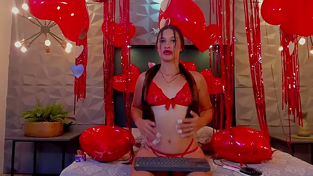 LaurenJhonsonn online show from February 15, 11:17 am