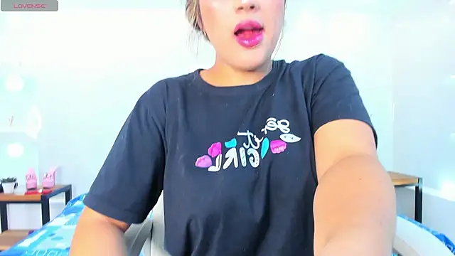 julietha taylor online show from February 5, 2:51 am