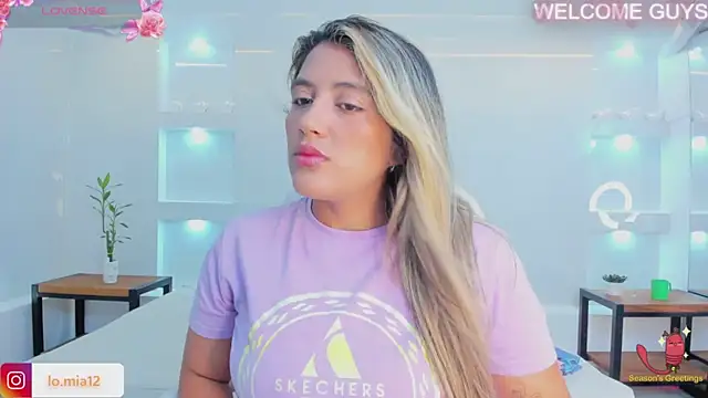 julietha taylor online show from March 19, 1:54 am