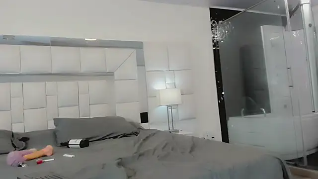 Snapshot of Gabyqueen70 chatting on January 16, 7:07 am Gabyqueen70 online show from January 16, 7:07 am