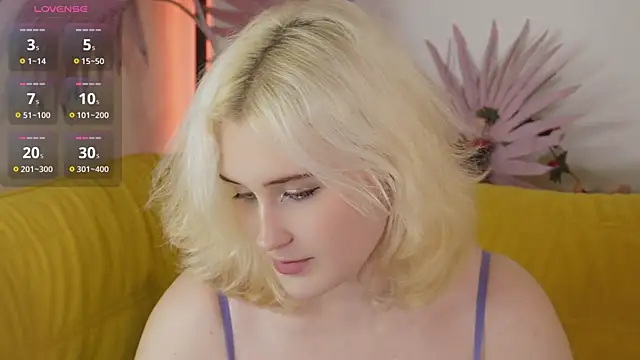 tiffannyjons online show from October 15, 5:35 pm