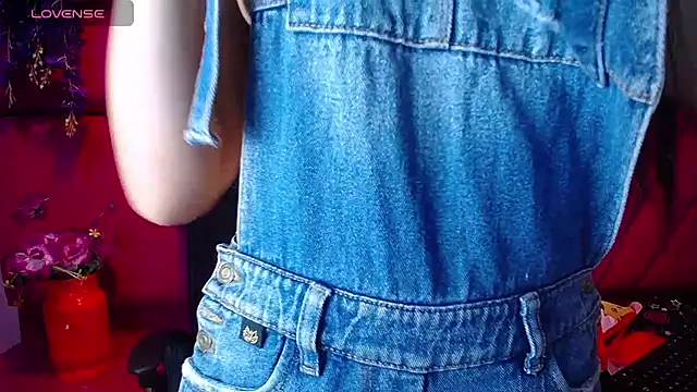 Snapshot of nathalia_pink chatting on March 19, 3:43 am nathalia pink online show from March 19, 3:43 am