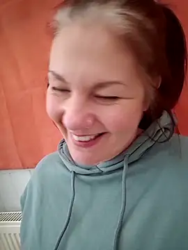 Snapshot of 420Curvybabe chatting on March 3, 5:29 pm 420Curvybabe online show from March 3, 5:29 pm