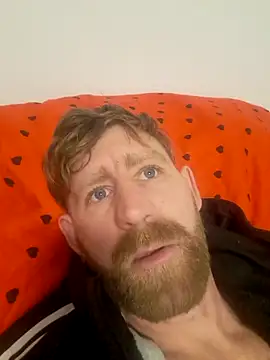 Snapshot of benalexa1992 chatting on March 6, 4:31 am benalexa1992 online show from March 6, 4:31 am