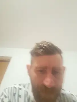 Snapshot of benalexa1992 chatting on March 15, 7:09 pm benalexa1992 online show from March 15, 7:09 pm