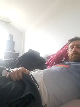 Snapshot of benalexa1992 chatting on March 31, 6:14 am benalexa1992 online show from March 31, 6:14 am