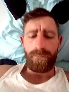 Snapshot of benalexa1992 chatting on April 14, 11:16 am benalexa1992 online show from April 14, 11:16 am