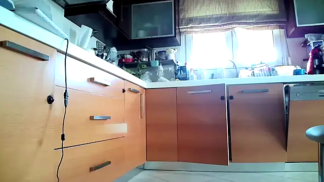 Kalia Cross online show from October 24, 1:18 pm