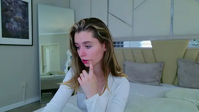 MarybethSnow online show from December 29, 11:08 pm