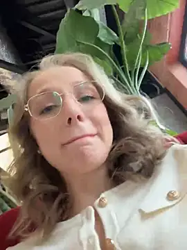 CaseyStar online show from March 20, 9:48 am