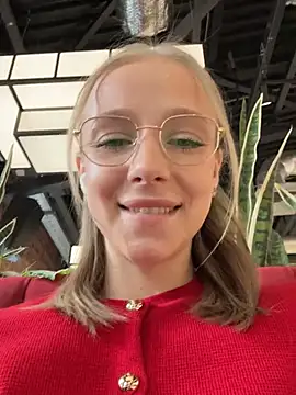 CaseyStar online show from March 22, 9:34 am