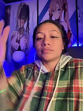 Snapshot of Im_Little chatting on December 11, 3:02 am Im Little online show from December 11, 3:02 am