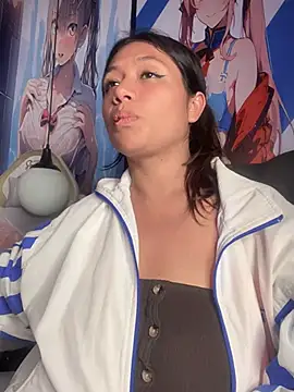 Snapshot of Im_Little chatting on February 23, 3:02 am Im Little online show from February 23, 3:02 am