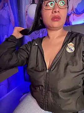 Snapshot of Im_Little chatting on September 15, 3:17 am Im Little online show from September 15, 3:17 am