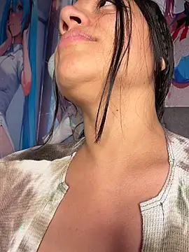 Im Little online show from May 20, 3:24 am