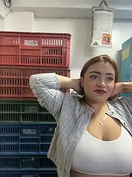 Snapshot of Tatiana_O chatting on May 19, 1:06 pm Tatiana O online show from May 19, 1:06 pm