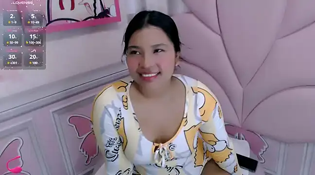 lauren sofia19 online show from December 4, 9:40 am