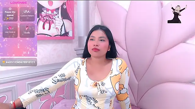 lauren sofia19 online show from December 12, 6:14 am