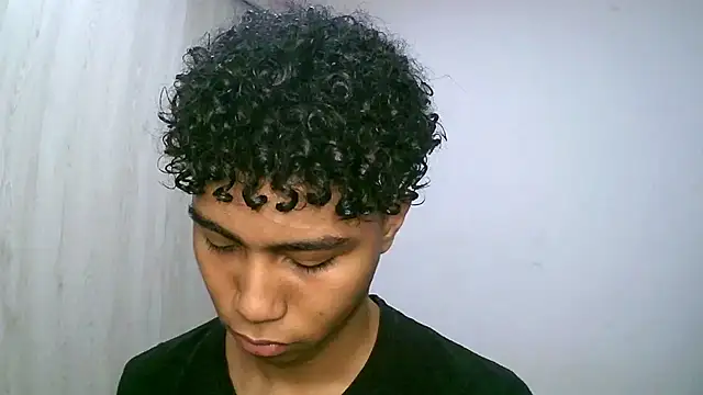 sexy diamante  online show from November 2, 3:25 pm