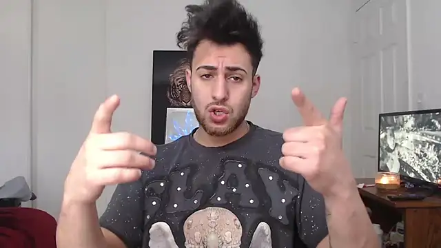 Snapshot of Mhmoodyi chatting on December 17, 4:57 pm Mhmoodyi online show from December 17, 4:57 pm