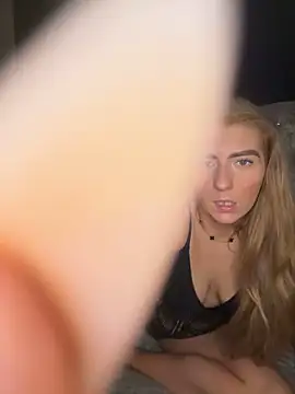 Summer Paige online show from October 12, 9:14 pm