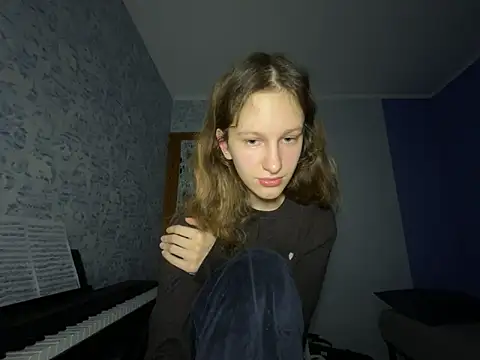 Snapshot of Eva_Angel3 chatting on February 13, 5:53 pm Eva Angel3 online show from February 13, 5:53 pm