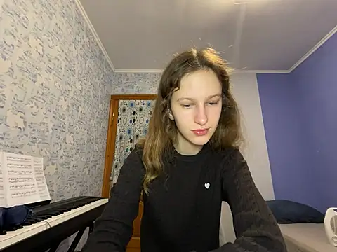 Snapshot of Eva_Angel3 chatting on February 19, 5:42 pm Eva Angel3 online show from February 19, 5:42 pm