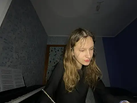 Snapshot of Eva_Angel3 chatting on February 22, 5:22 pm Eva Angel3 online show from February 22, 5:22 pm
