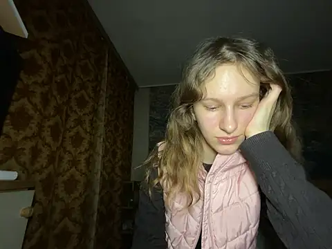 Snapshot of Eva_Angel3 chatting on February 27, 5:13 pm Eva Angel3 online show from February 27, 5:13 pm