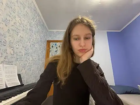 Snapshot of Eva_Angel3 chatting on March 3, 5:52 pm Eva Angel3 online show from March 3, 5:52 pm
