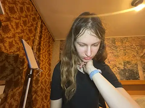 Snapshot of Eva_Angel3 chatting on March 17, 6:44 pm Eva Angel3 online show from March 17, 6:44 pm