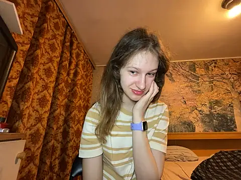 Snapshot of Eva_Angel3 chatting on April 2, 6:05 pm Eva Angel3 online show from April 2, 6:05 pm