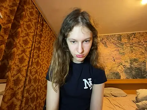 Snapshot of Eva_Angel3 chatting on April 4, 5:43 pm Eva Angel3 online show from April 4, 5:43 pm