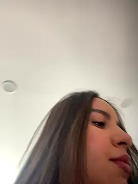 brazilianbbinuk online show from October 12, 12:59 pm