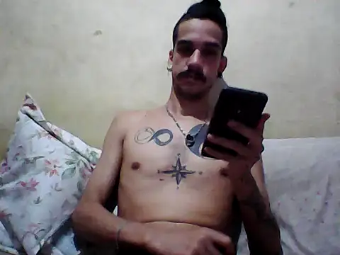 gatobranco001 online show from March 19, 9:06 am