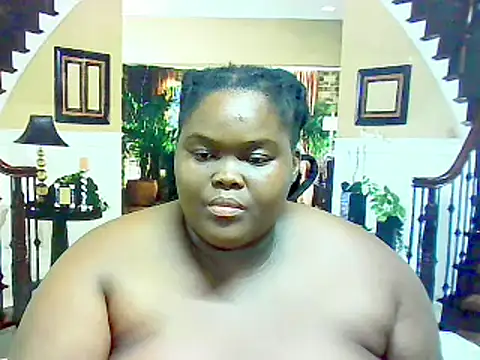 EbonyHotBuns online show from February 12, 9:20 am