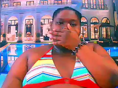Snapshot of EbonyHotBuns chatting on June 25, 6:12 pm EbonyHotBuns online show from June 25, 6:12 pm