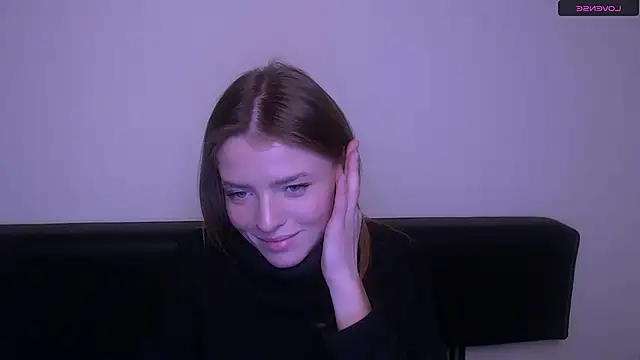 Snapshot of MissOliviaa_ chatting on December 13, 12:50 pm MissOliviaa  online show from December 13, 12:50 pm