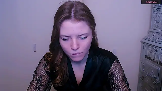 Snapshot of MissOliviaa_ chatting on February 15, 1:27 pm MissOliviaa  online show from February 15, 1:27 pm