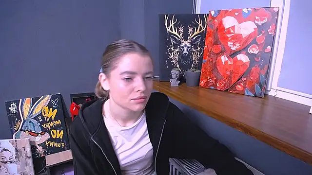 MissOliviaa  online show from November 15, 7:49 am