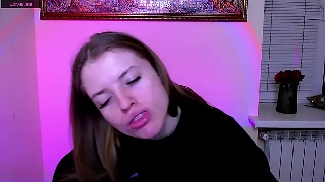 MissOliviaa  online show from February 11, 2:22 pm