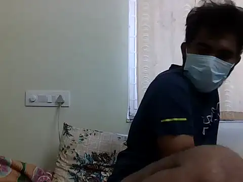 Snapshot of nick05inch chatting on December 20, 7:37 am nick05inch online show from December 20, 7:37 am