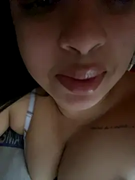 Snapshot of lalinha_sapeka chatting on November 28, 1:25 pm lalinha sapeka online show from November 28, 1:25 pm