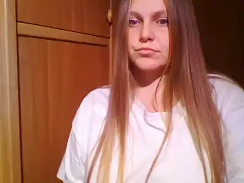 Evasapples online show from December 6, 9:13 pm