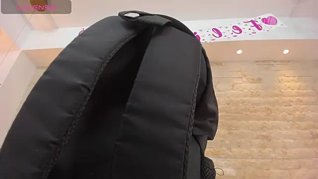 Snapshot of dorothy_vegga chatting on February 13, 3:57 am dorothy vegga online show from February 13, 3:57 am