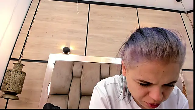 Snapshot of dorothy_vegga chatting on February 26, 4:00 am dorothy vegga online show from February 26, 4:00 am